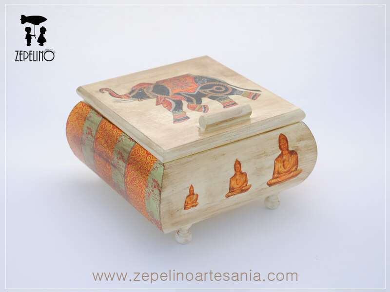 Caja con elefante de la India